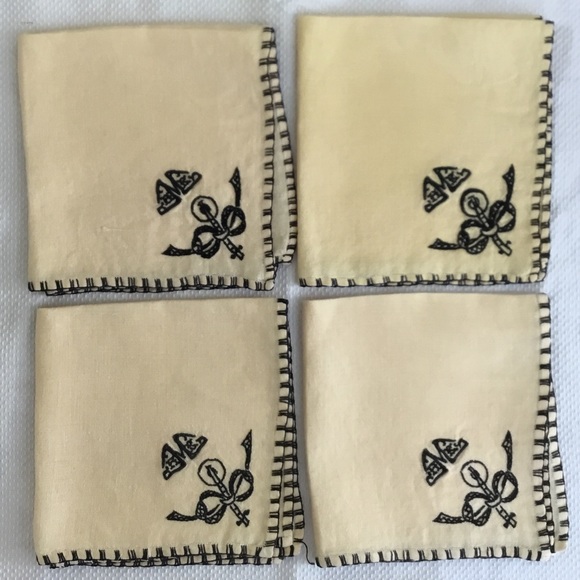 4 Vintage Hand Embroidered Cloth Formal Napkins Holiday Candle Bow Yellow Black - Picture 2 of 7